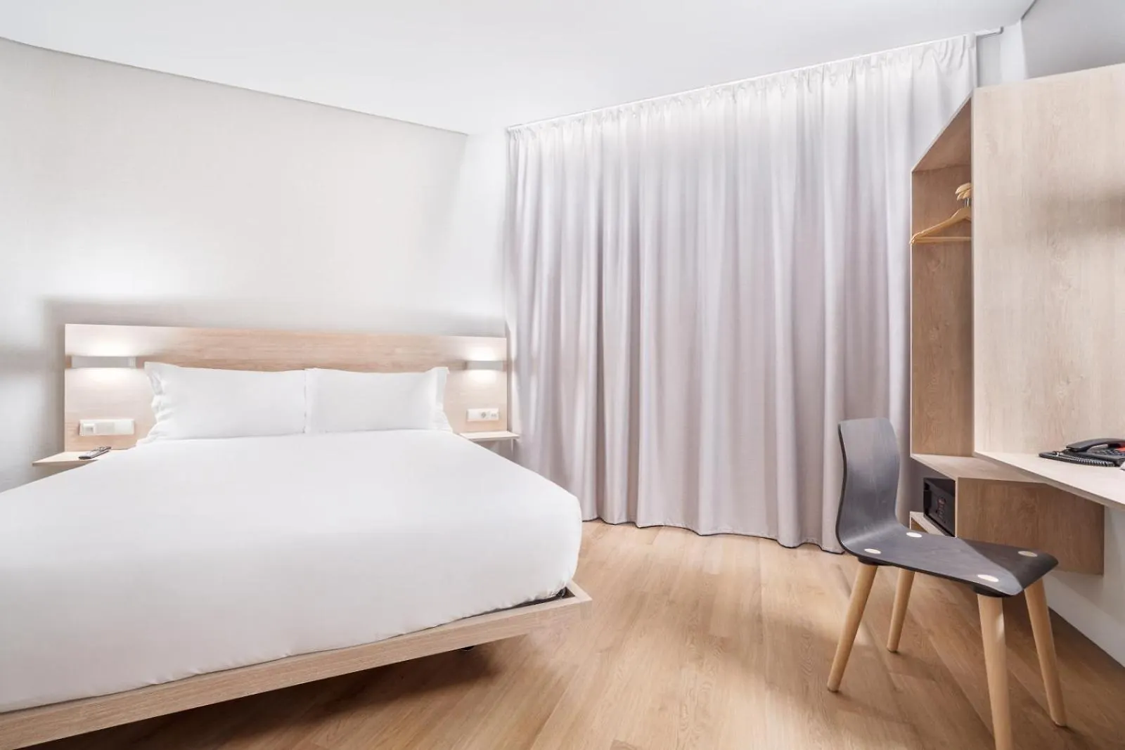 Moov Hotel Lisboa Oriente 2*, Lizbona